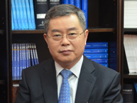 											社科院副院长李扬
