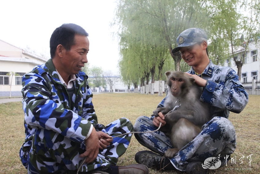 深泉哥彭书涵否认是学霸:从未上过补习班和辅