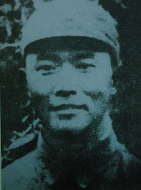 ޻, 19144ʡհˡսʼȻͶȺӰվѧйίԱıѵѧϰ䵽ľλ֧(Ϊľ4ʦ)鹤194412³޻ڵСֶӵִ񣬱տ20ˡα300˲ΧסҵͻΧս, ޻ԽǽսУˡ˴ֻʣһ޻ȡ鱨δǹСʯһͻ޻׳