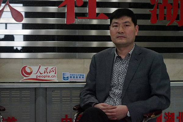 http:\/\/www.people.com.cn\/rss\/legal.xml