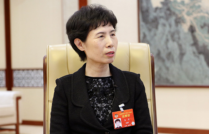 全国政协委员、中国贸促会会长高燕：推动全方位对外开放 促进外贸稳中提质