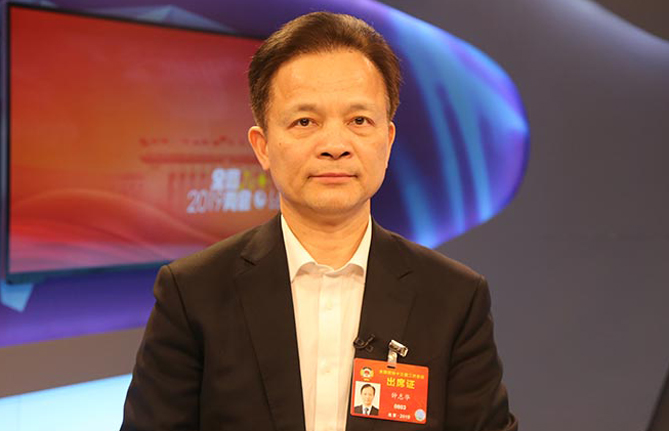 全国政协委员、中国工程院副院长钟志华：推进工程教育改革与创新创业创造