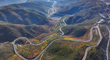 山西太原天龙山迎来秋景最佳观赏期