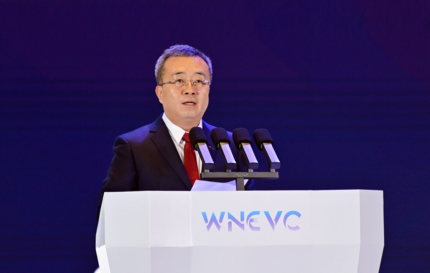 中国一汽党委副书记王国强作主论坛专题演讲。（受访者供图）