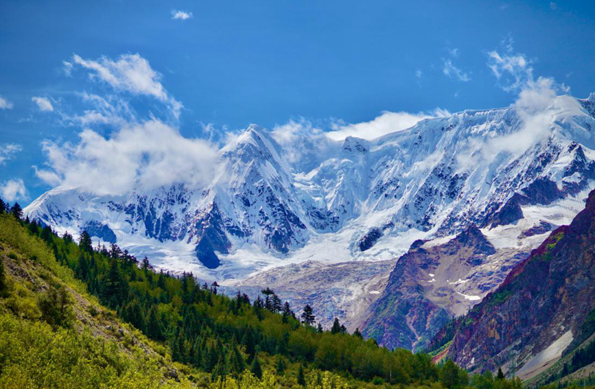 靓丽美景 尽显西藏生态底色