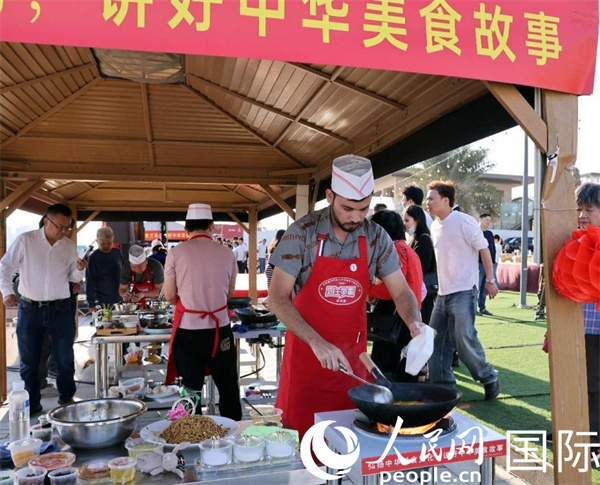 参赛一景。人民网记者管克江摄 参赛一景。人民网记者管克江摄