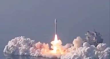 我国成功发射微厘空间01组卫星