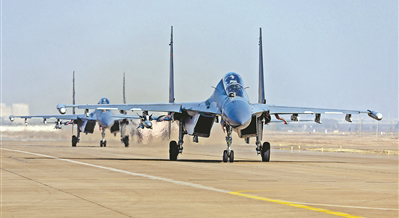 空军航空兵某旅开展飞行训练