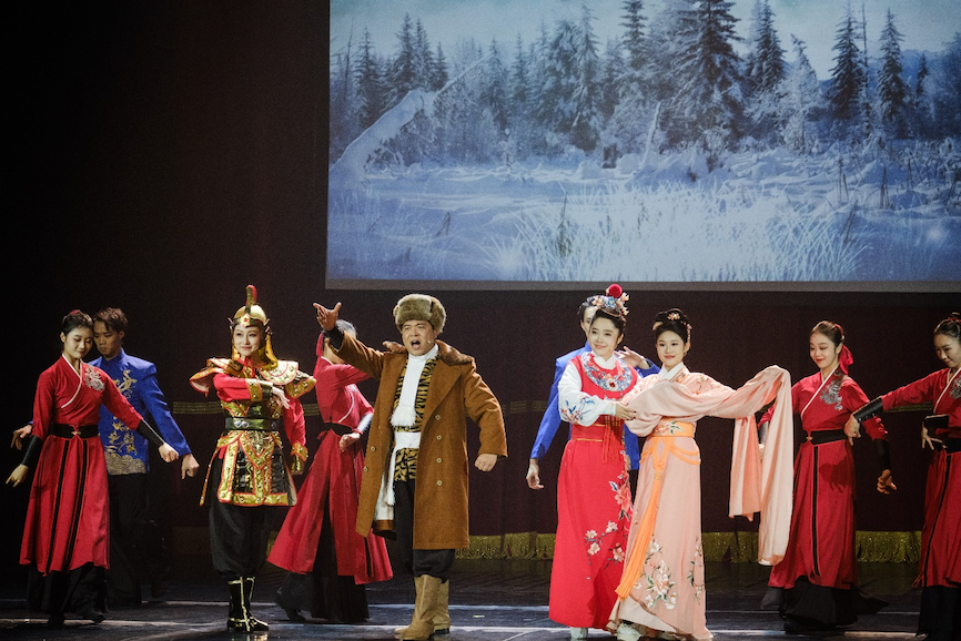 戏曲表演《国粹瑰宝》。中国驻哥德堡总领馆供图 戏曲表演《国粹瑰宝》。中国驻哥德堡总领馆供图