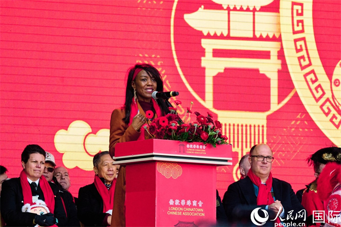 伦敦市副市长黛比·威克斯-伯纳德发表致辞。杨浩鹏摄 伦敦市副市长黛比·威克斯-伯纳德发表致辞。杨浩鹏摄