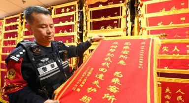 守护春运“远行人”