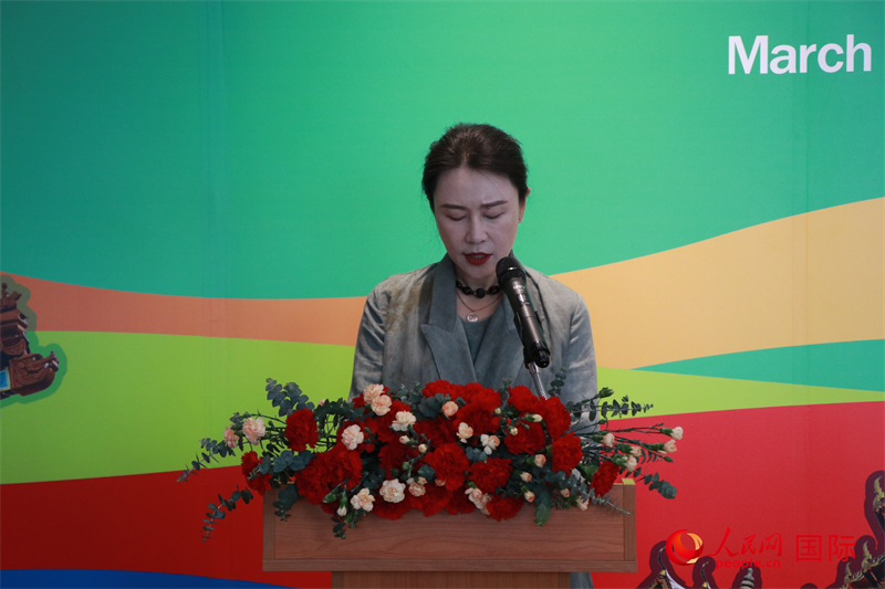 华彬文化基金会秘书长卢战发表讲话。朱潇逸摄 华彬文化基金会秘书长卢战发表讲话。朱潇逸摄