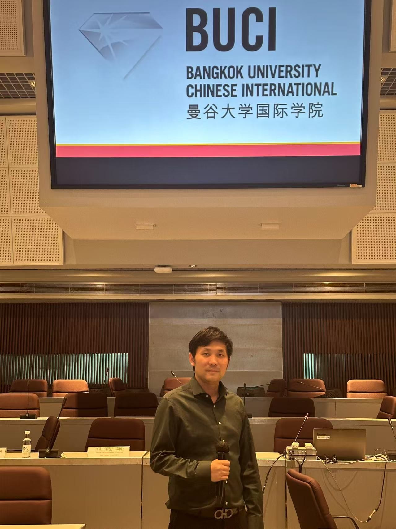 旅泰青年学者、曼谷大学博士谢鋆。受访者供图 旅泰青年学者、曼谷大学博士谢鋆。受访者供图
