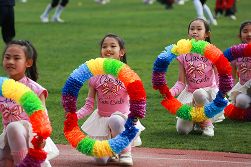 2025年朝阳区中小学“体育节”开幕式现场。北京市朝阳区思想政治教育指导评价中心供图 2025年朝阳区中小学“体育节”开幕式现场。北京市朝阳区思想政治教育指导评价中心供图