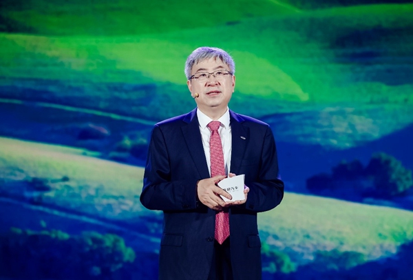 奇瑞汽车股份有限公司董事长尹同跃发言。（受访者供图）