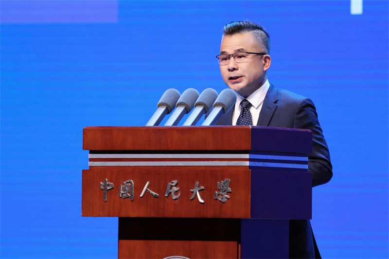 中国人民大学副校长郑新业致辞(主办方供图) 中国人民大学副校长郑新业致辞(主办方供图)