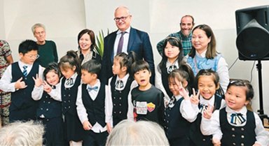 把好的华文教育办到侨胞“家门口”