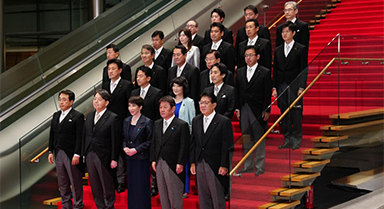 日本首相高市早苗组建新内阁