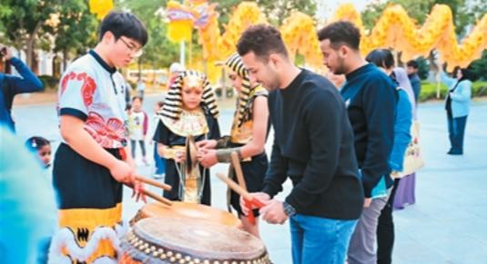 一起感受歌仔戏的魅力