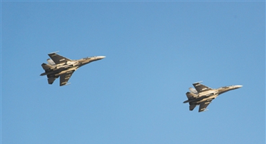 空军某旅组织飞行训练