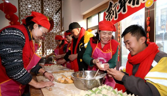 暖“新”驿站年味浓