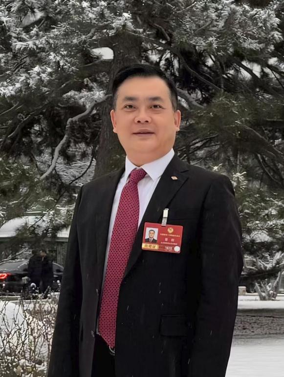 全国政协委员、福耀集团董事长曹晖。受访者供图