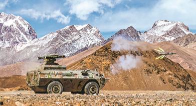 陆军某部组织实弹射击考核