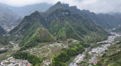 巴山：美丽春日画卷