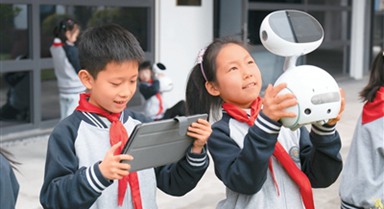 厘清青少年使用AI的边界