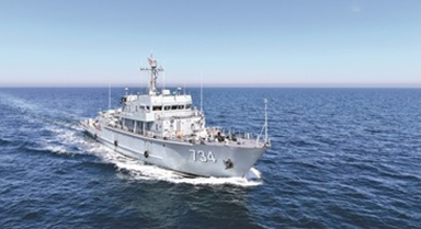 海軍某掃雷艦大隊開展海上訓練