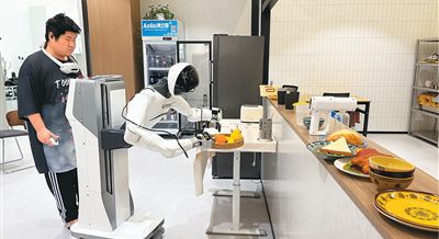 探訪湖北人形機器人創新中心