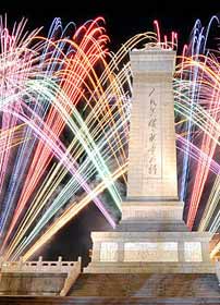 特别策划:外媒聚焦新中国60周年庆典 崛起的中