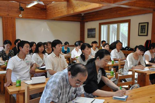 日本北陆大学孔子学院举办汉语教师研修会