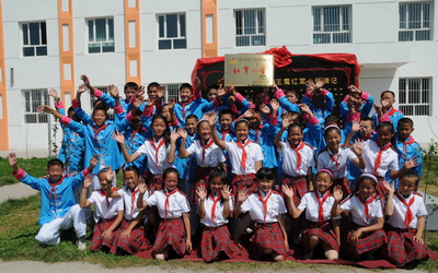 新疆兵团王震红军小学落成