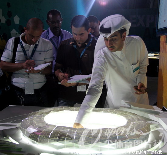 [组图]卡塔尔展示2022年世界杯场馆设计方案 (