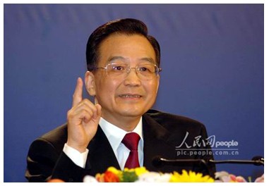 2006年3月14日 国务院总理温家宝:从人民网等网站几十万条留言中看到力量。