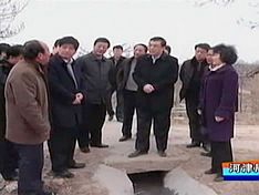 河津各地掀起抗旱保麦热潮