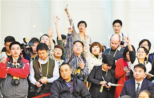 11��8������,������������۶�����ý�忪�š�ͼΪ�������ӻԾ���ʡ� ���� �޽��� ��