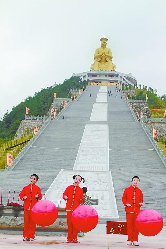 灵台山:文化入园生生不息 欢迎客家乡亲的深情