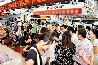 深圳商报记者 段思羽 敖 祥