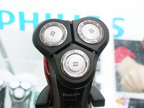 全方位2D剃須 飛利浦RQ1180剃須刀