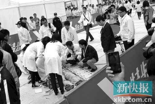 广州21岁大学生马拉松跑后去世 家属索赔百万