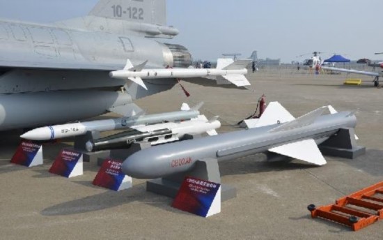 ls-6精确制导炸弹,霹雳5b近距空空导弹,c802ak反舰导弹
