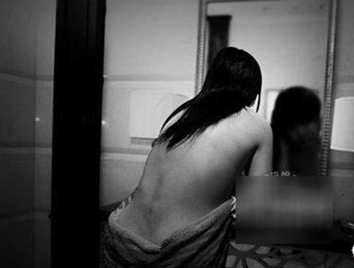 揭秘娱圈裸替生存状况(图片来源:搜狐娱乐)