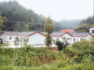 桑园村人口_阳平镇桑园村的社火(3)