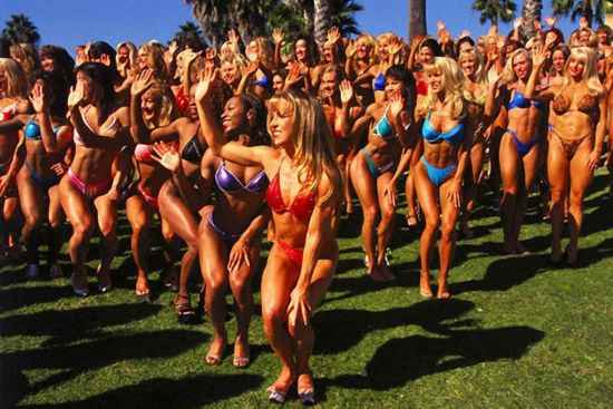 摄影师拍摄美国少女真实故事--传媒--人民网