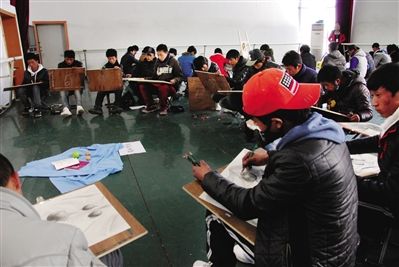 西藏2013年普通高校艺术类招生专业加试举行