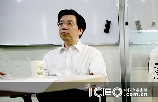 李开复内心独白:环境淬炼了远见(图)