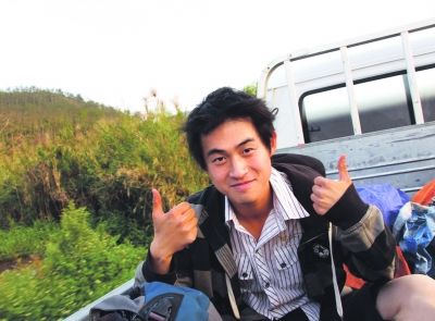 唐人立搭车去老挝的旅行没有花一分钱。图片由本人提供