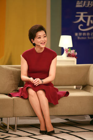杨澜首度上《天下女人》+遭盘问恋爱次数(图)--
